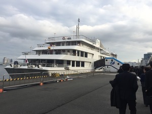 船上パーティー